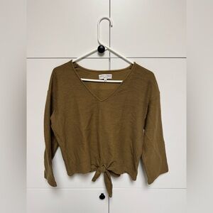 Madewell Texture & Thread tie-front top in an olive. Size Medium.